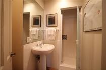 318 San Pasquale Avenue Northwest #318 - Photo 4 of 16