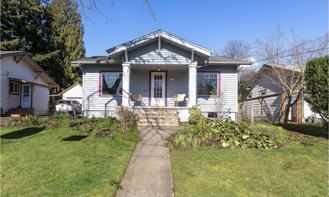 4631 Southeast Clinton Street #1 - Photo 1 of 1