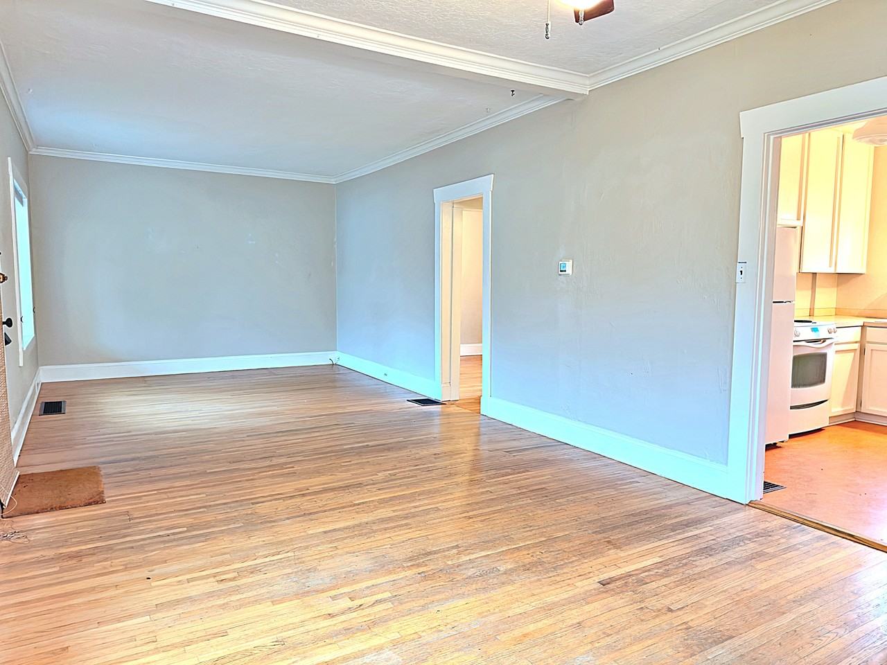 4631 Southeast Clinton Street #1 - Photo 7 of 45