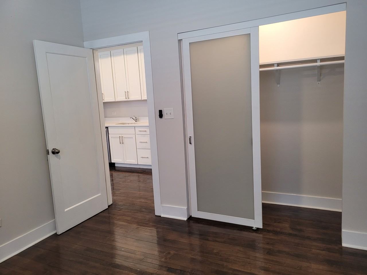 5744 S Stony Island Ave - Photo 6 of 8