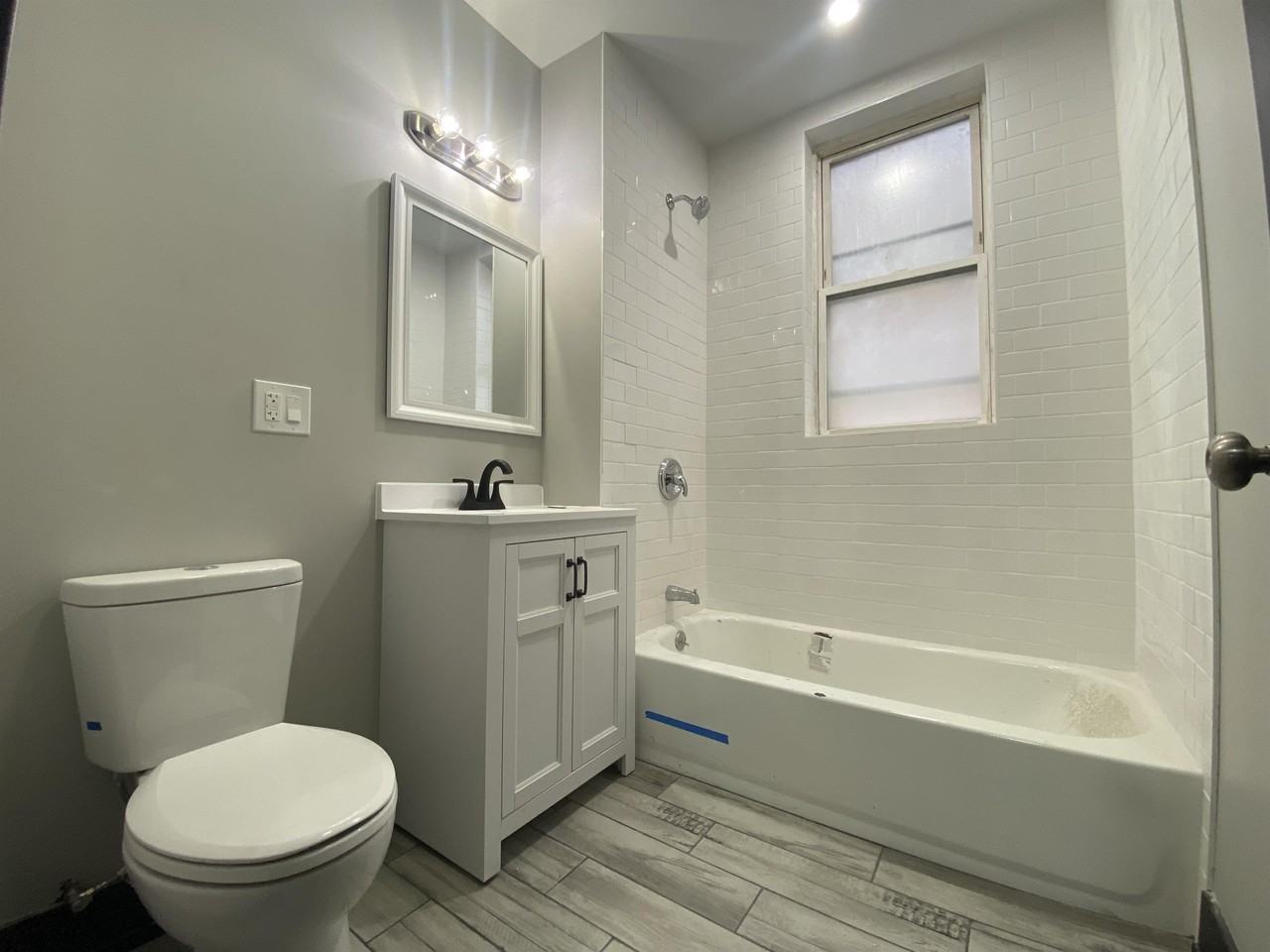 3856 W Hirsch St - Photo 3 of 11