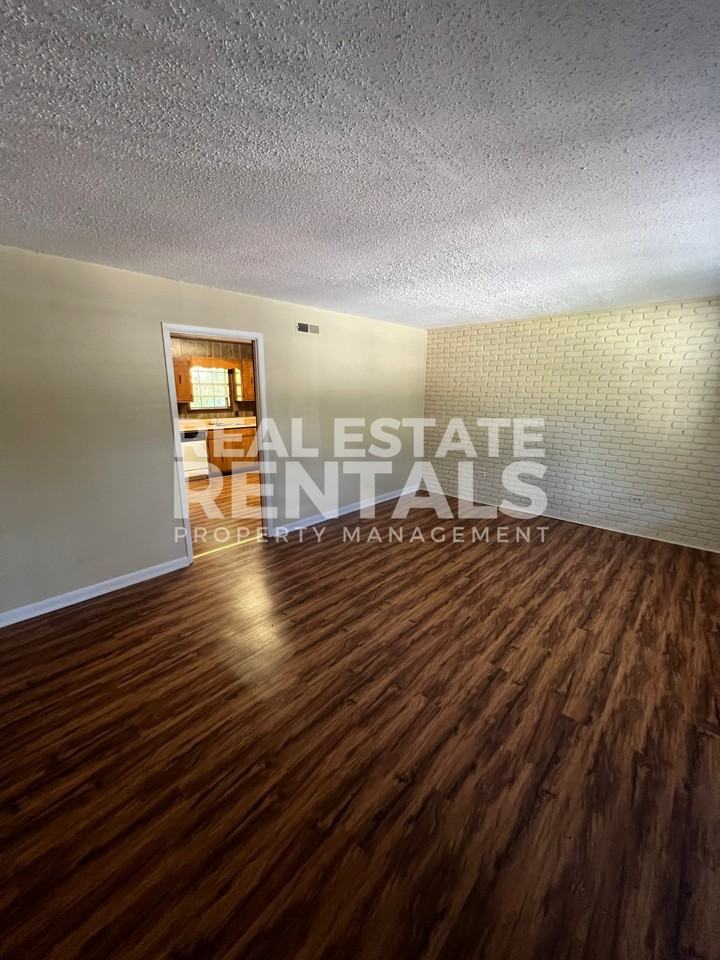 504 Newman Lane #339 - Photo 2 of 9