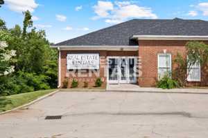 featured image of 1720 Rainbow Drive #1