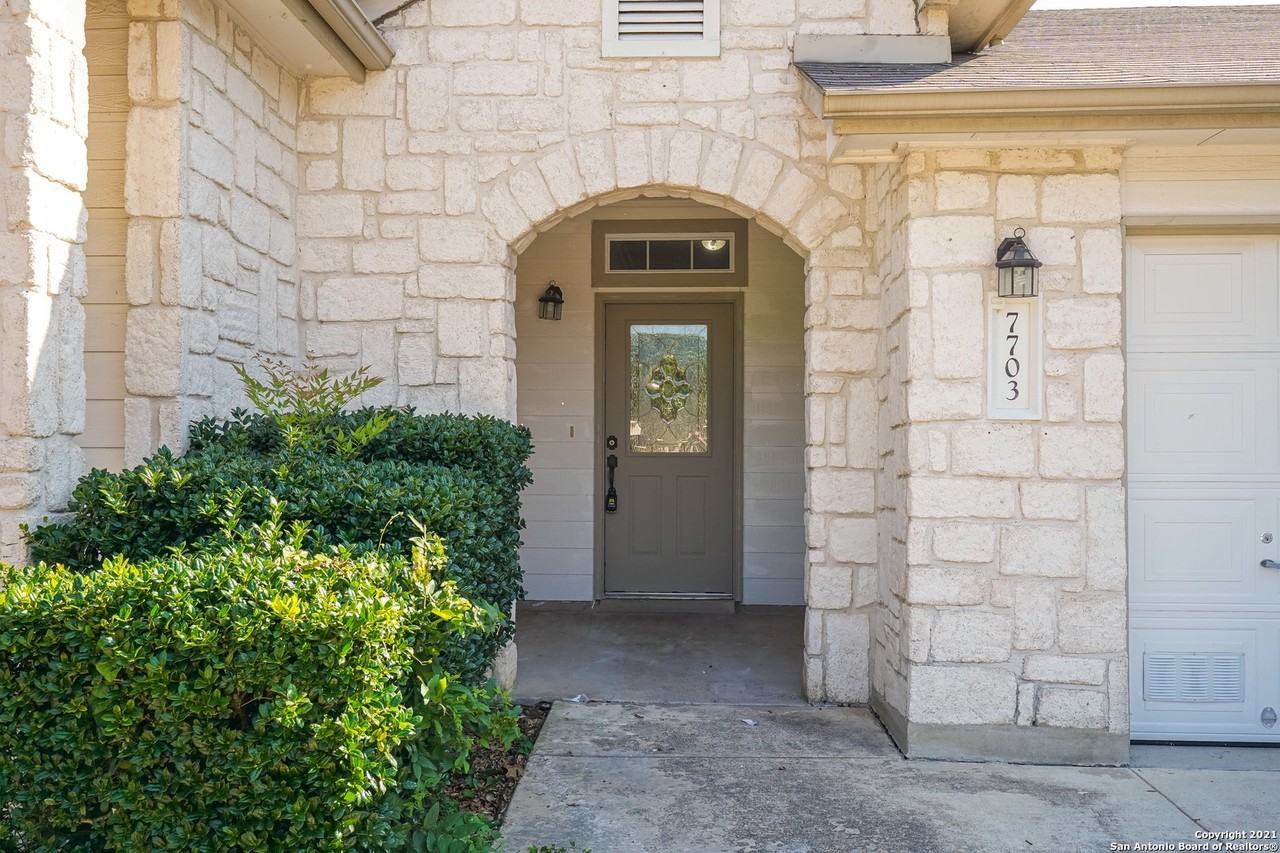 7703 Wexford Sq - Photo 2 of 21