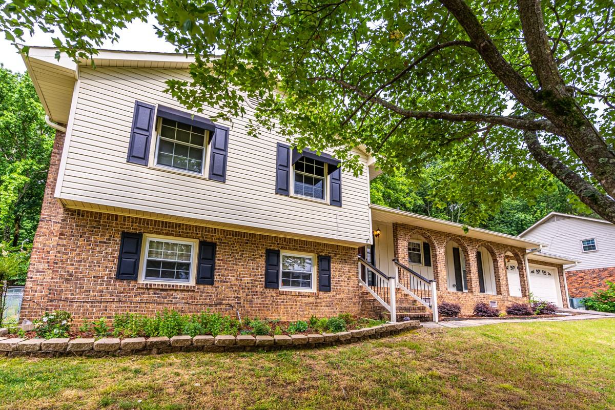 10215 Melanie Drive Southeast #1 - Photo 2 of 32