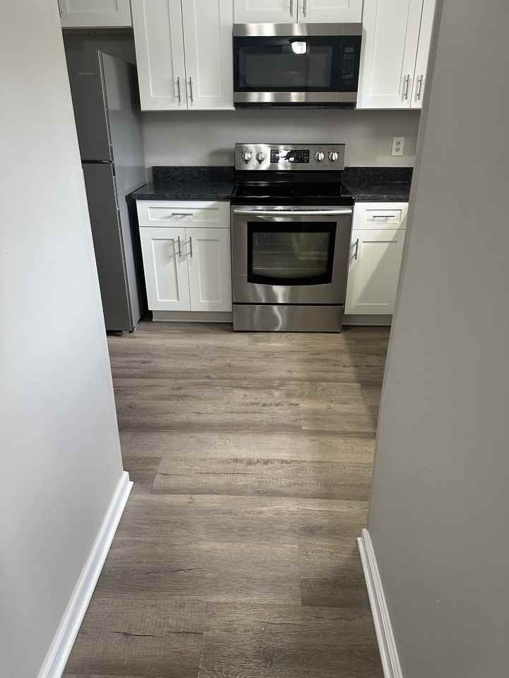 185 Eaglewood Way #1 - Photo 2 of 23