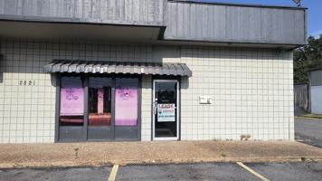 featured image of 2821 South Catalpa Street #C