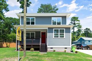 featured image of 3904 Avent Ferry Road #1