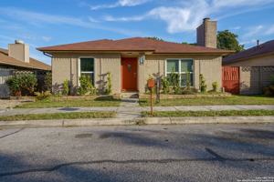 featured image of 709 Meadow Arbor Ln #1