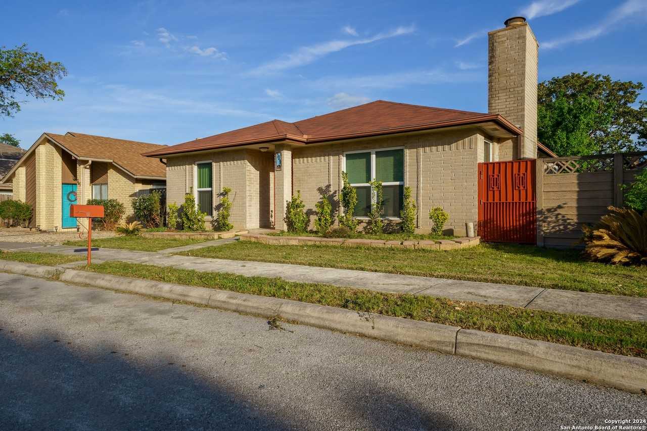 709 Meadow Arbor Lane #1 - Photo 2 of 18