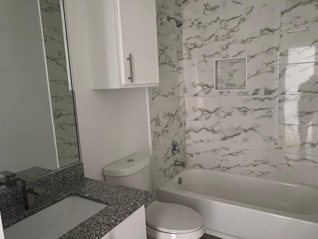 405 Rafael Dr #4 - Photo 5 of 10
