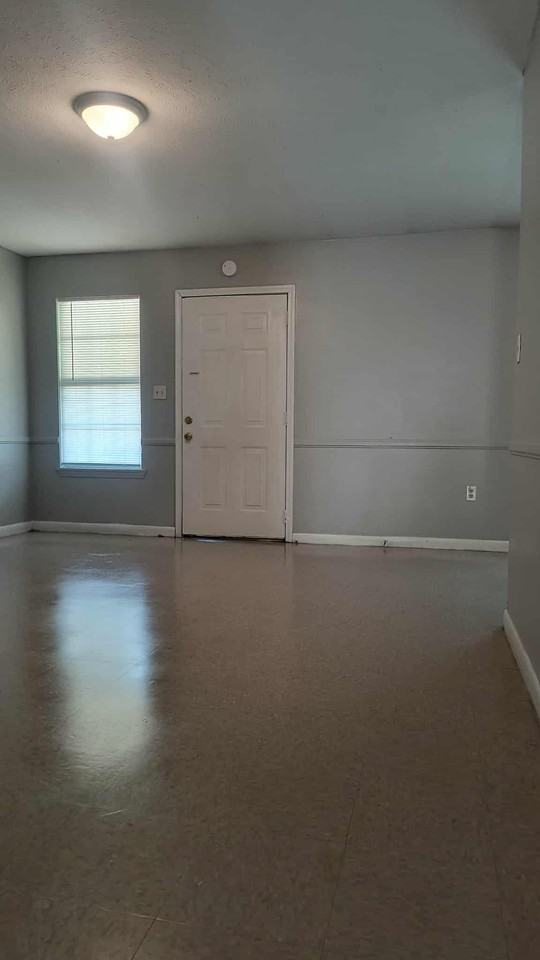 5812 West Short 3rd Avenue #5812 - Photo 3 of 13