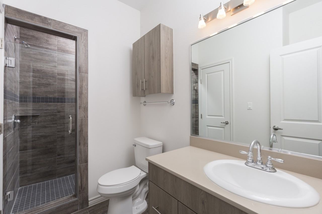 815 North 15th Place - 24 - C #24C - Photo 4 of 7