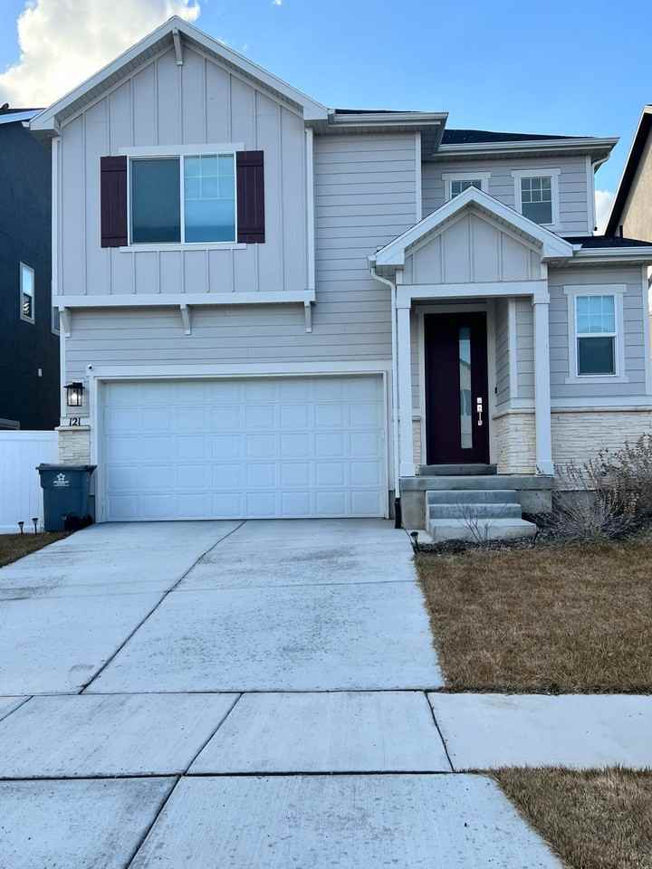 121 North Independance Way #1