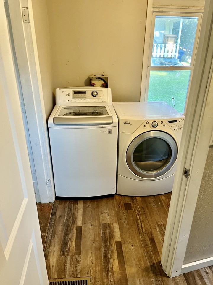 729 W Cavour Ave #1 - Photo 5 of 26