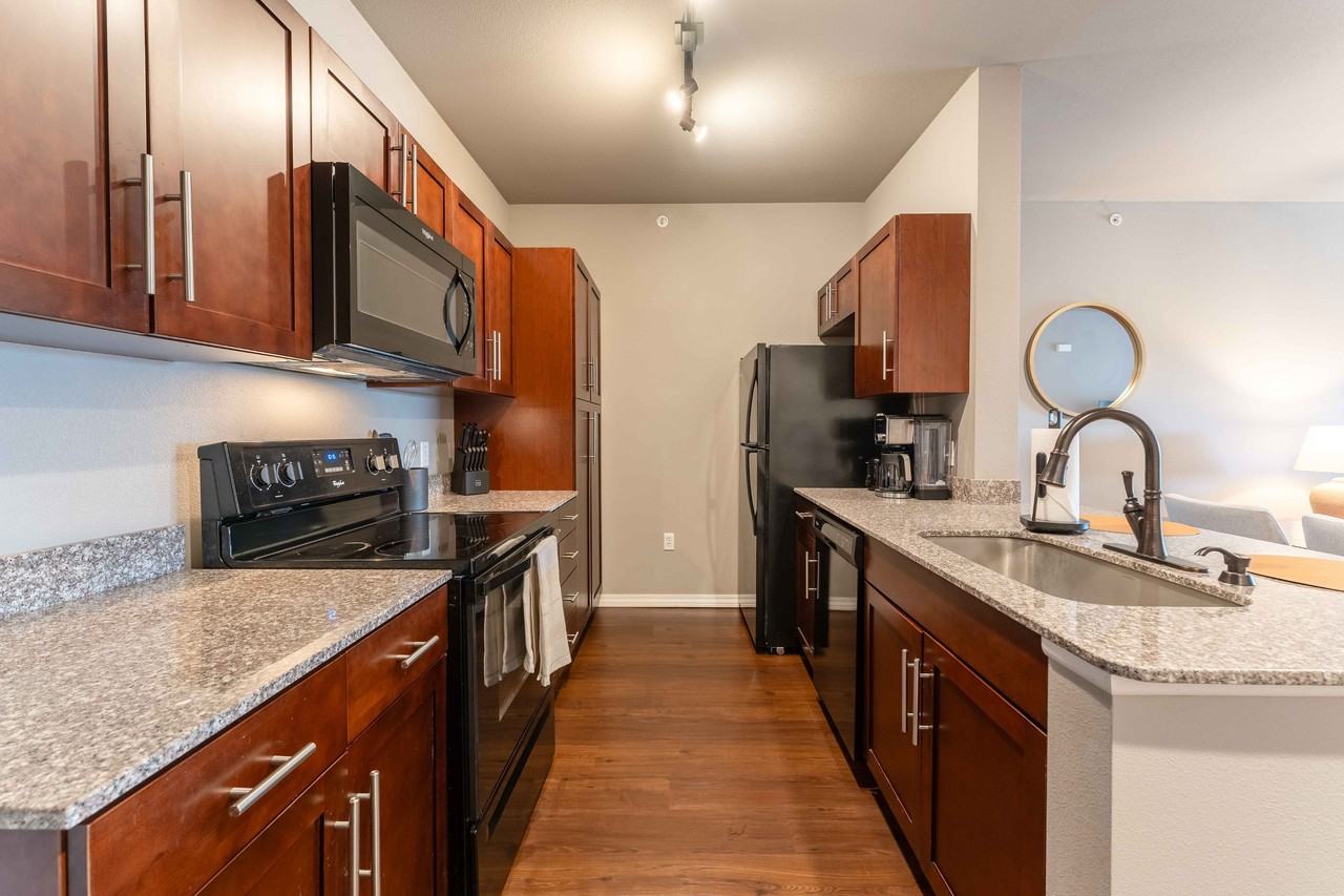 Verandas - Photo 7 of 50