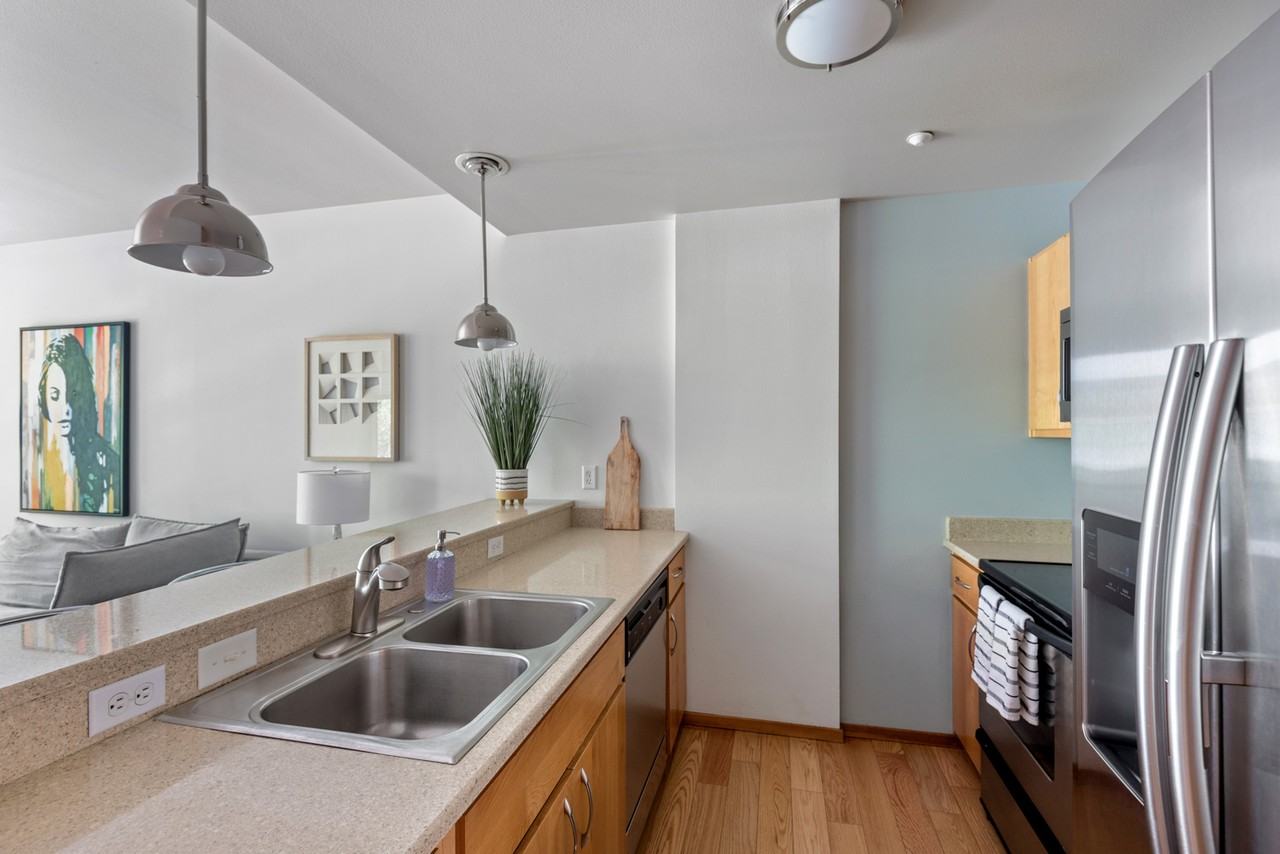 1125 1125 Northwest 9th Avenue - 109Unit 109 #109 - Photo 4 of 15
