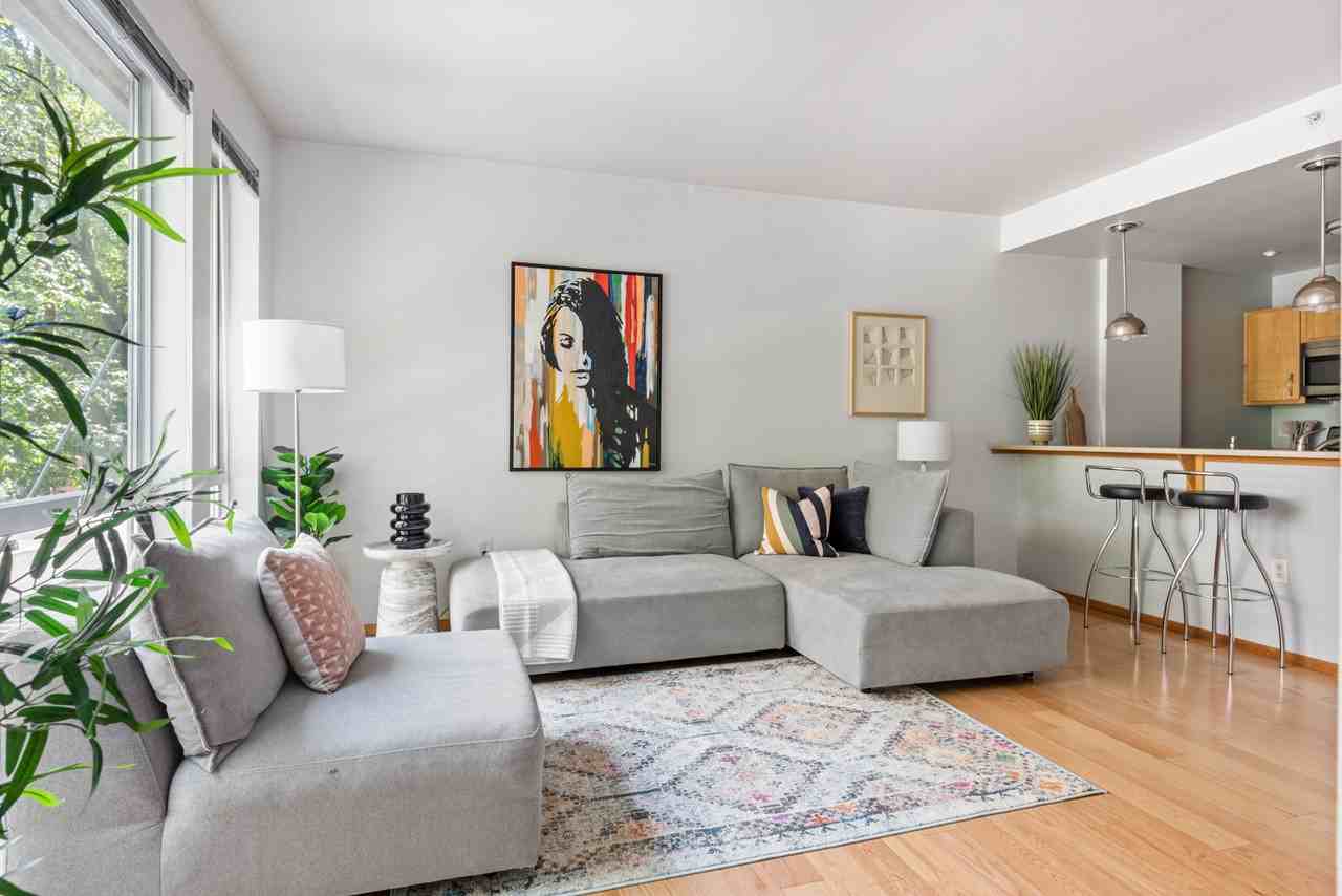 1125 1125 Northwest 9th Avenue - 109Unit 109 #109 - Photo 6 of 15