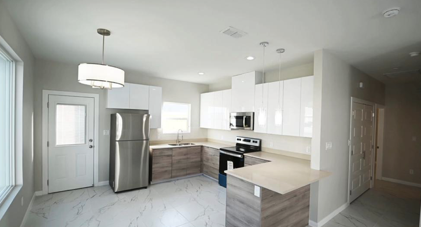 221 Rafael Dr #1 - Photo 4 of 13