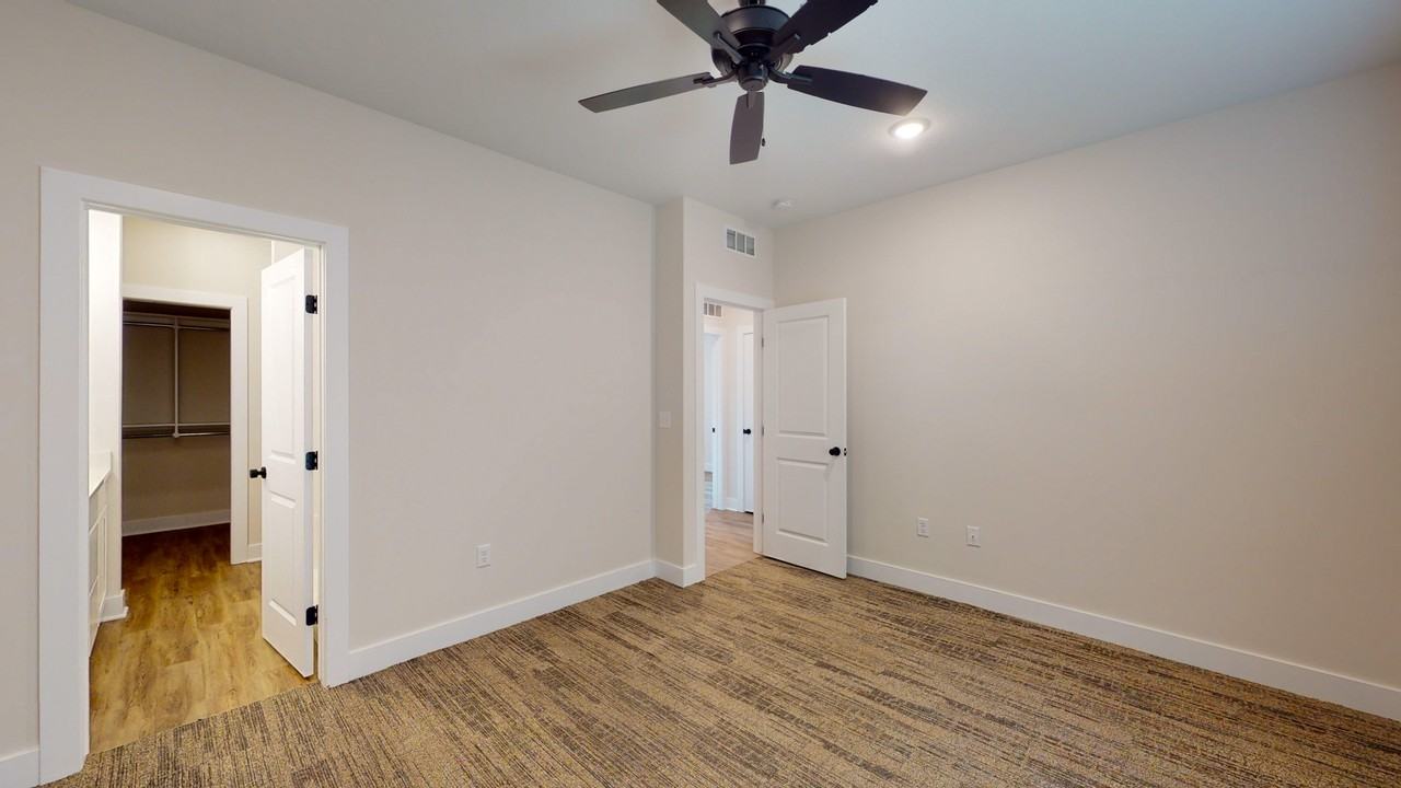 1119 N Broadview St #1 - Photo 2 of 38
