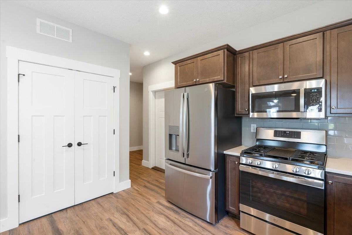 1668 Olde Brandy Lane #1 - Photo 4 of 18