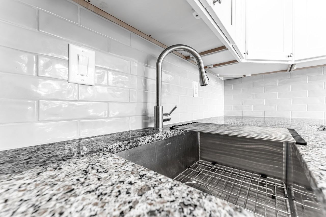 321 Waitman St #321A - Photo 6 of 19