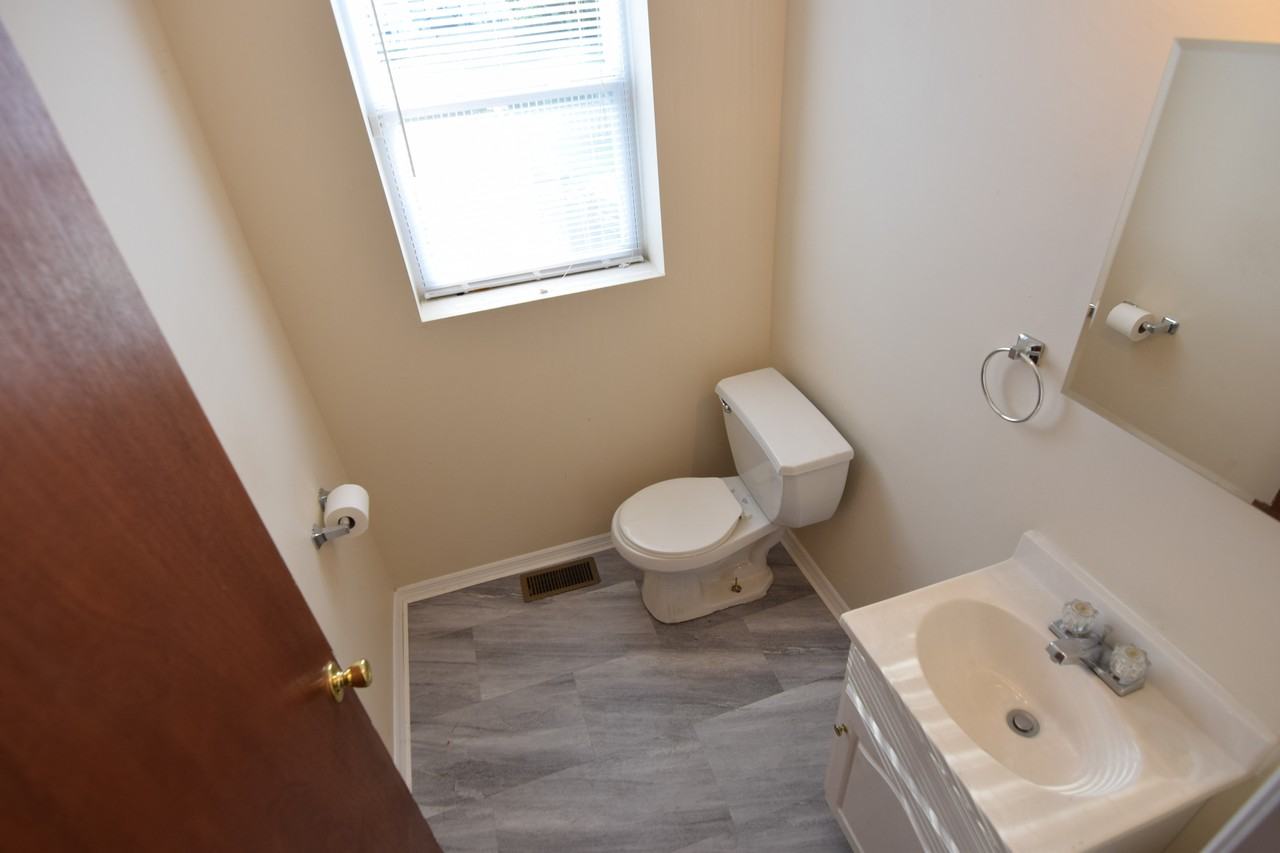 1414 N 5th St #1414 - Photo 5 of 9