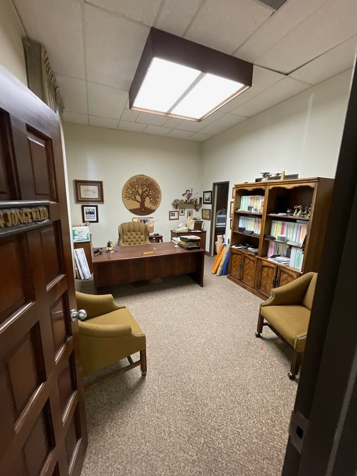 580 Main Street #580 - Photo 3 of 8