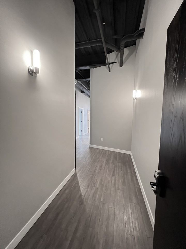 157 S. Kalamazoo MallSuite 405 #405MODELE - Photo 7 of 24