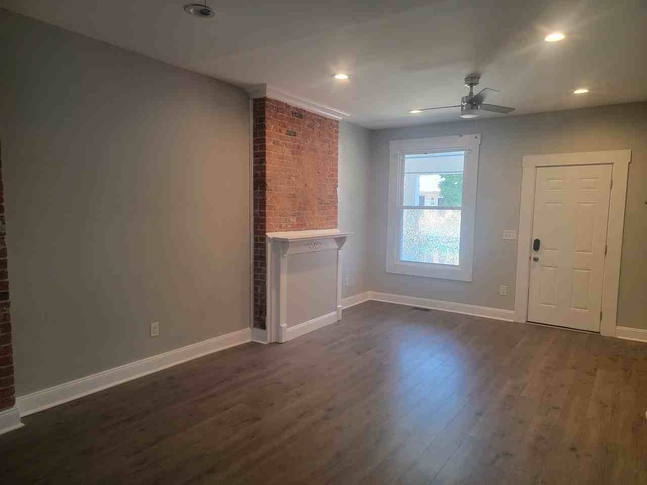 Stanley Avenue #599 - Photo 4 of 11