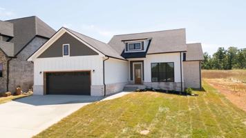 featured image of 517 Foxglove Ln #1