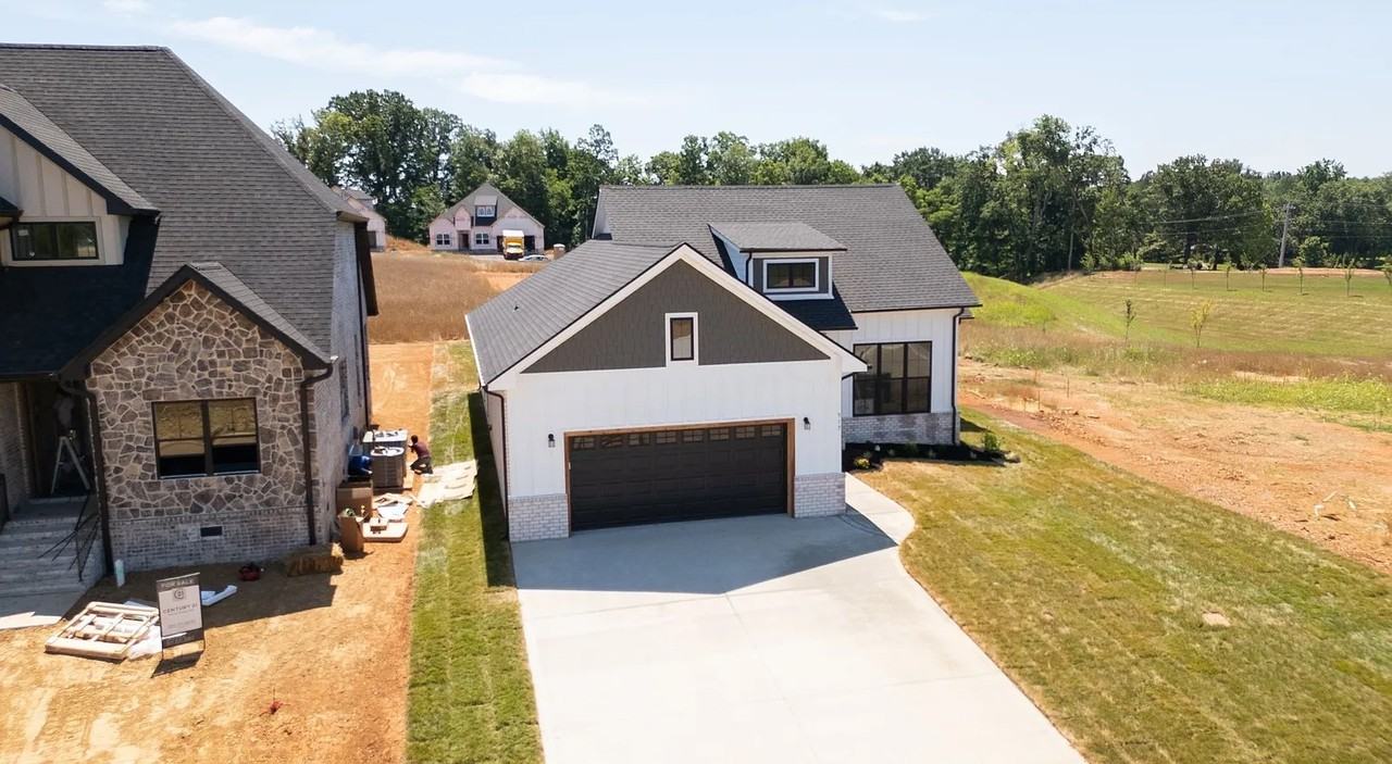 517 Foxglove Ln #1 - Photo 5 of 44