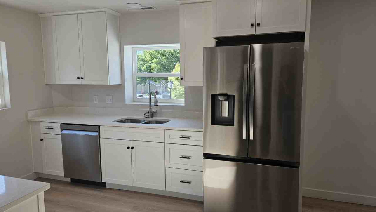 146 Main Street #202 - Photo 2 of 8