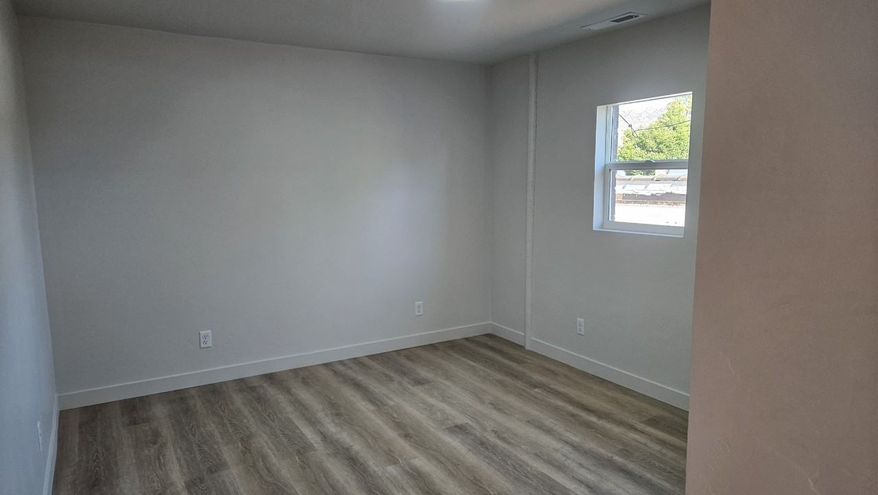 146 Main Street #202 - Photo 7 of 8