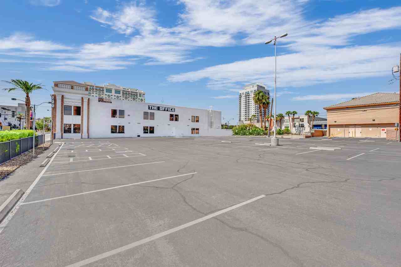 730 South Las Vegas Boulevard #1 - Photo 2 of 25