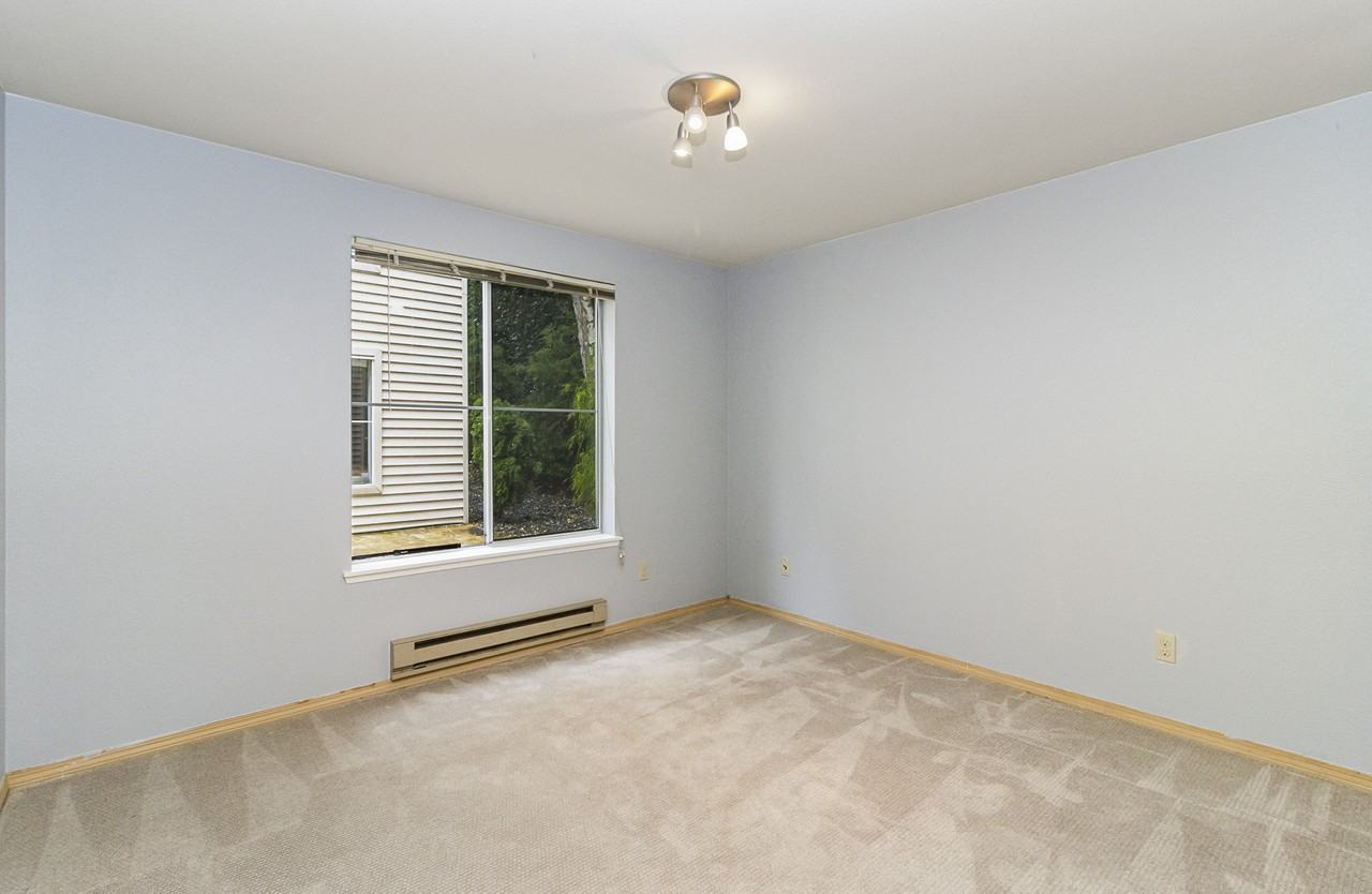 6970 California Avenue Southwest #1 - Photo 4 of 10