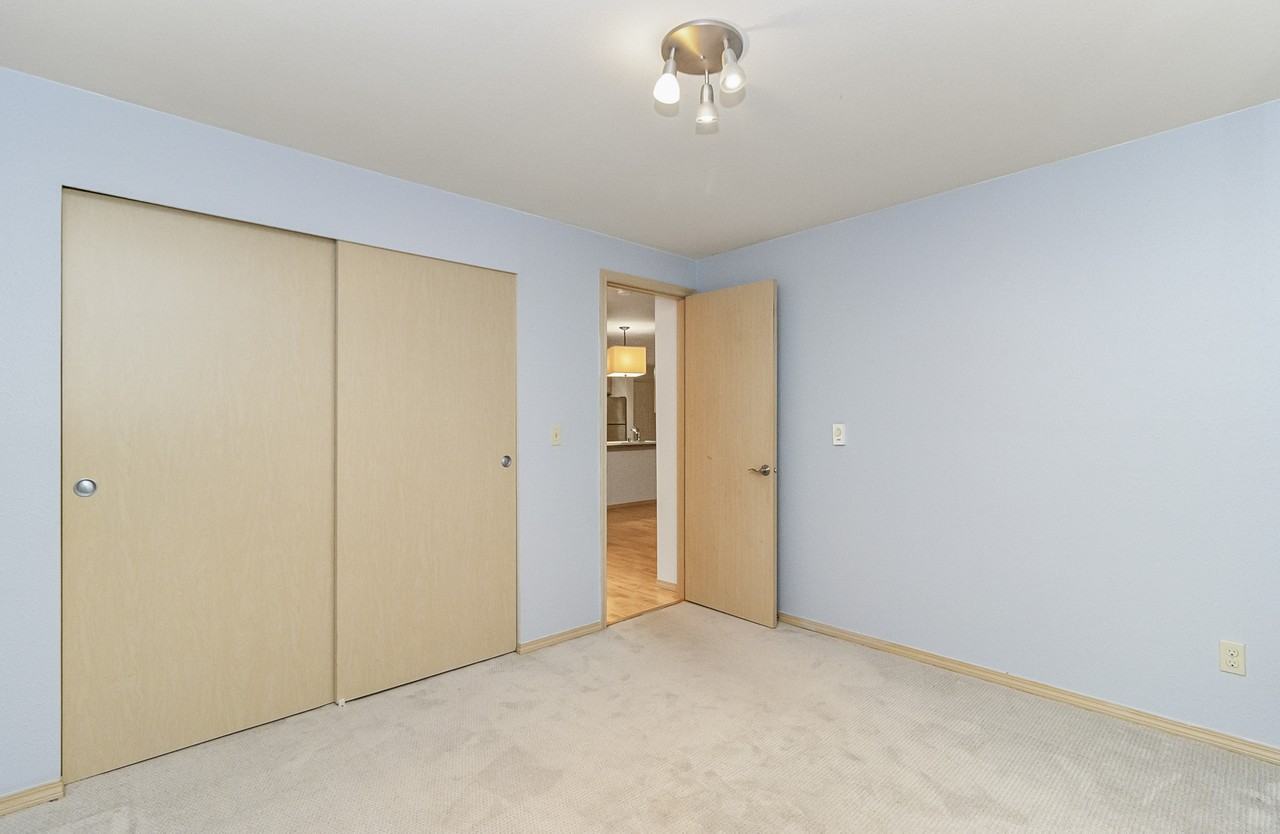 6970 California Avenue Southwest #1 - Photo 5 of 10