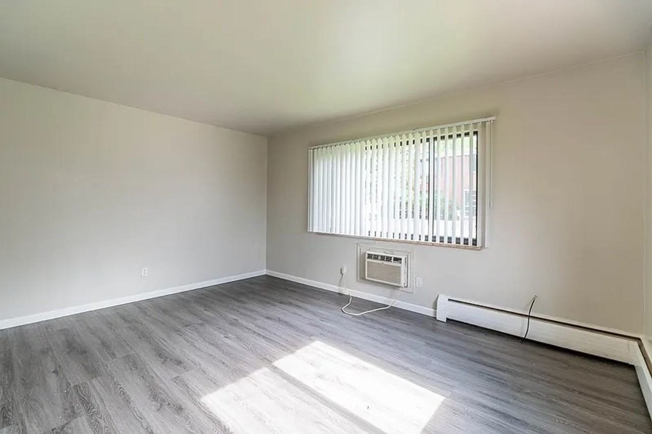 688 Miller Ct #4 - Photo 7 of 14