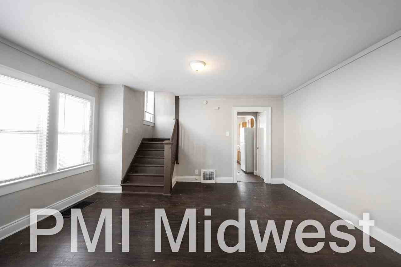 3139 Guilford Avenue - Photo 4 of 13