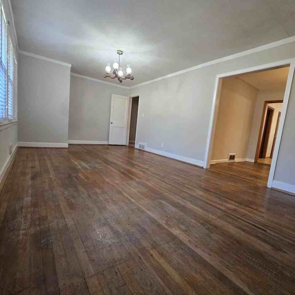 1057 Woodland Way - Photo 3 of 12