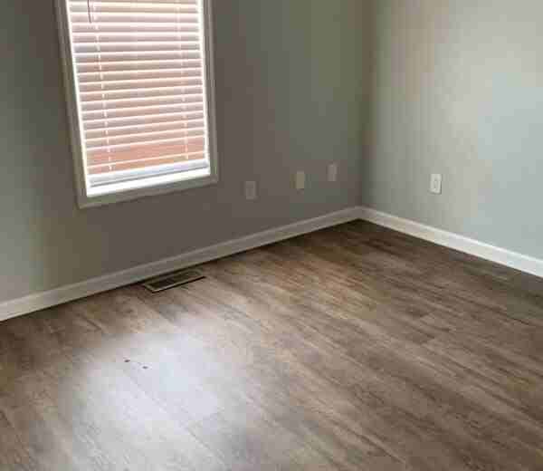 1083 Woodland Drive - Photo 6 of 12