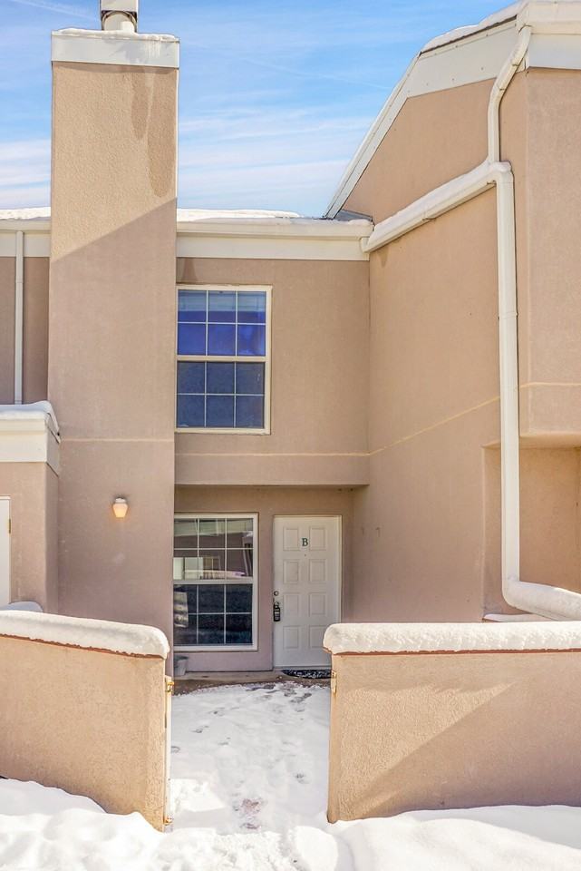 3210 Van Teylingen Dr #B - Photo 2 of 28