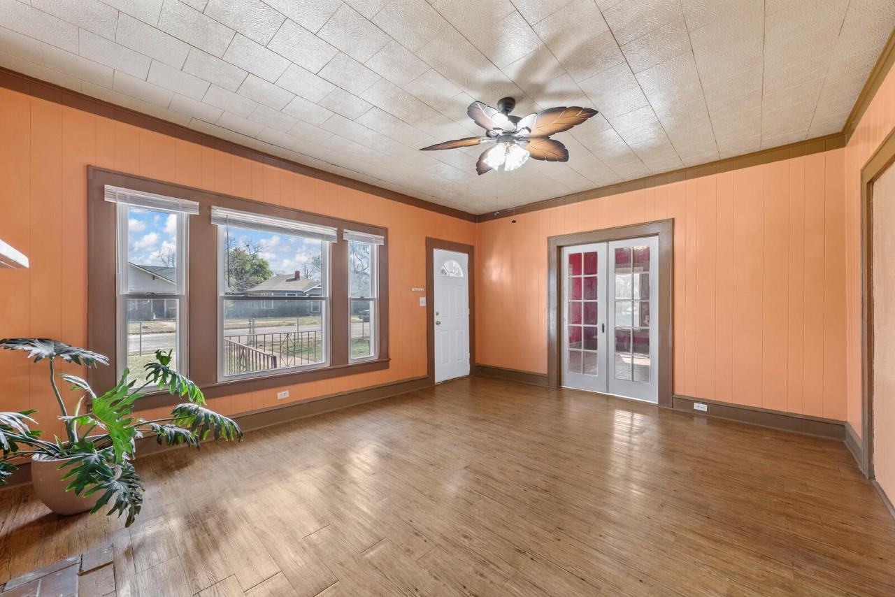 2721 Morrow Ave - Photo 4 of 10