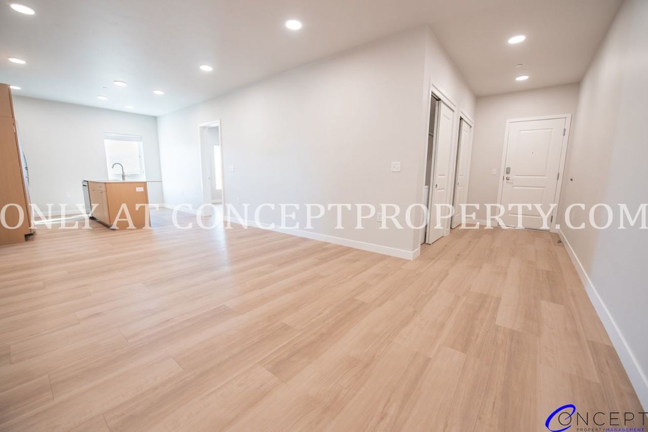 3980 3980 Quinns Drive - 207 #207 - Photo 6 of 48