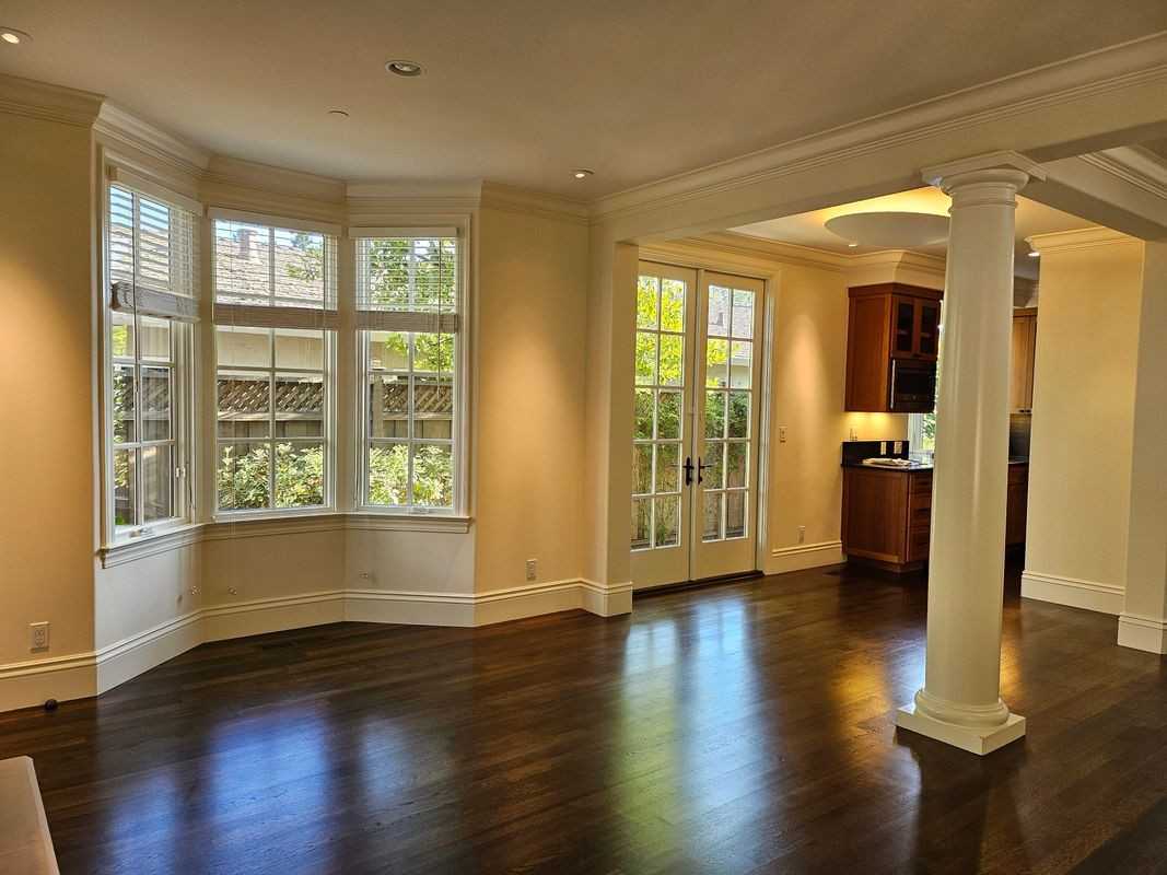 919 Fremont Place - Photo 3 of 5