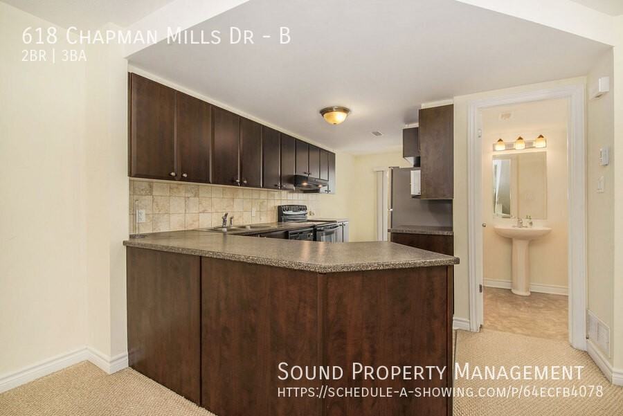 618 Chapman Mills Dr #B - Photo 2 of 32