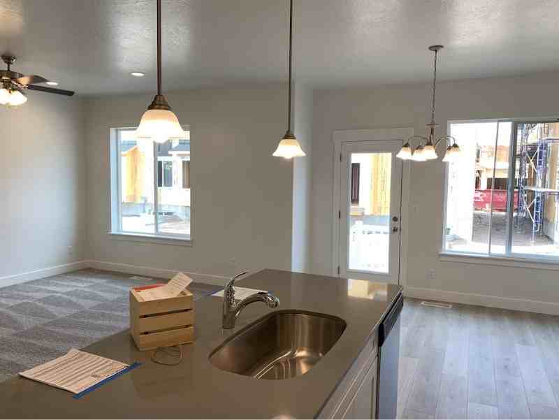 3740 South 3740 West - Photo 3 of 24