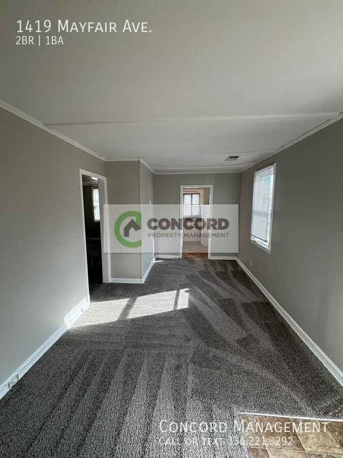 1419 Mayfair Ave - Photo 2 of 8