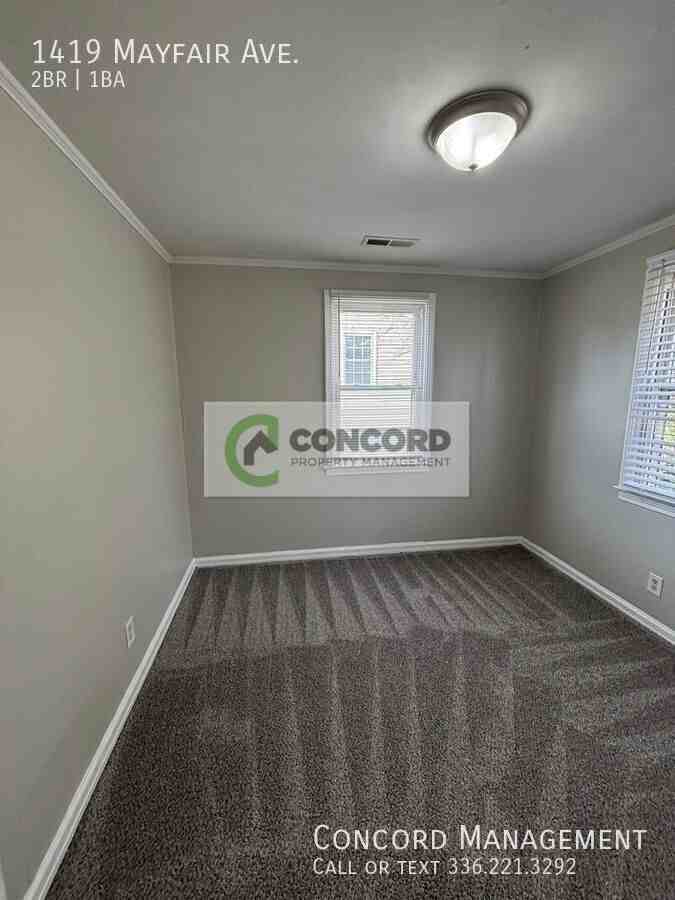 1419 Mayfair Ave - Photo 7 of 8