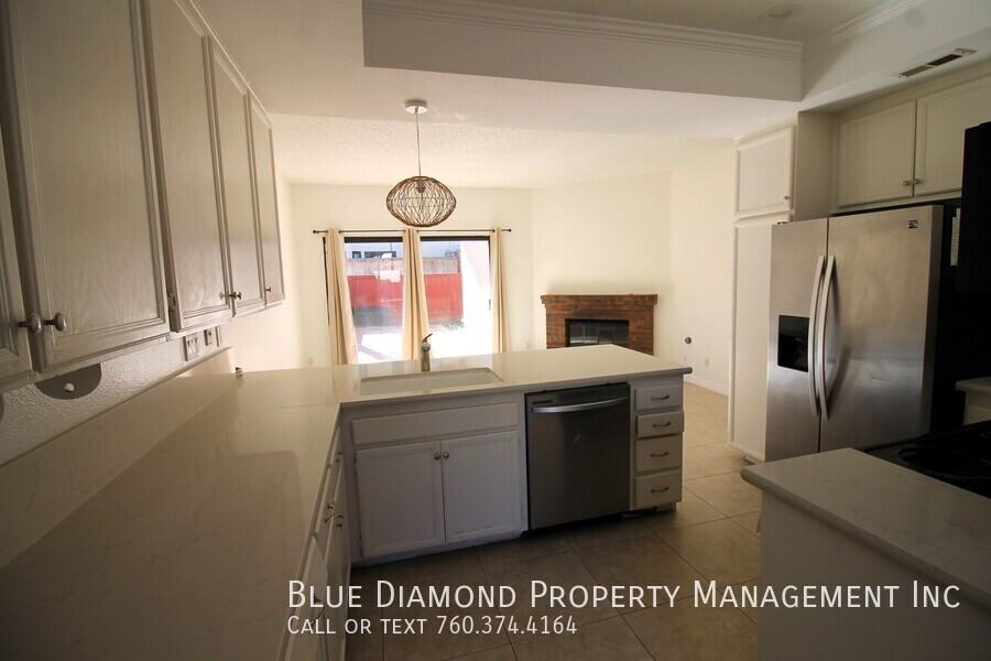 2348 Summerhill Drive - Photo 5 of 18